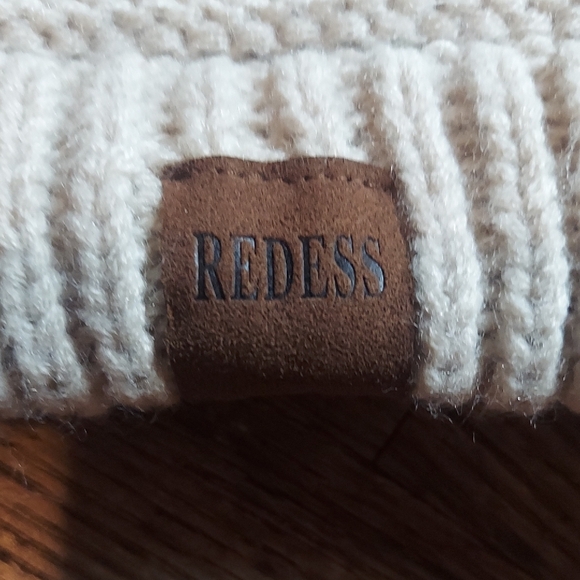 9 For $10 M&M Cream Textured Knit Hat with Ribbed Band - Picture 2 of 6